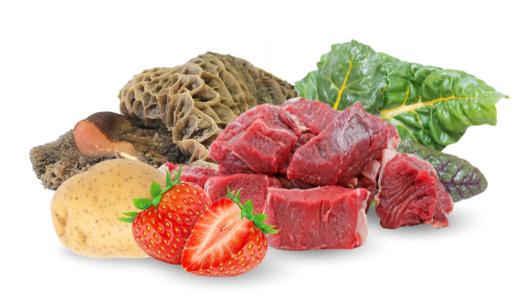 Rindertatar an grünem Rinderpansen mit Erdbeeren & Mangold